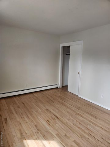 2710 South, Poughkeepsie, NY 12601