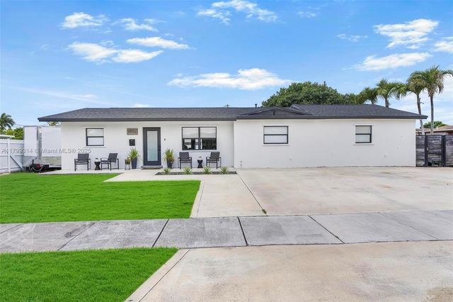 3640 SW 122nd Pl, Miami, FL 33175