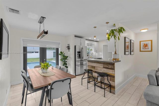 3640 SW 122nd Pl, Miami, FL 33175