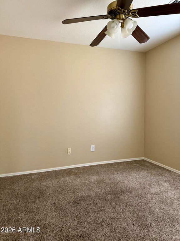 Image 16 of property listing at 1724 W TWAIN Drive, Anthem, AZ 85086