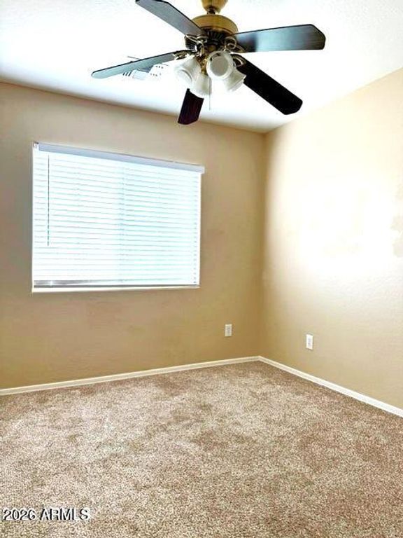 Image 17 of property listing at 1724 W TWAIN Drive, Anthem, AZ 85086