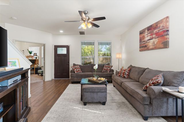 802 Peyton PL, Cedar Park, TX 78613