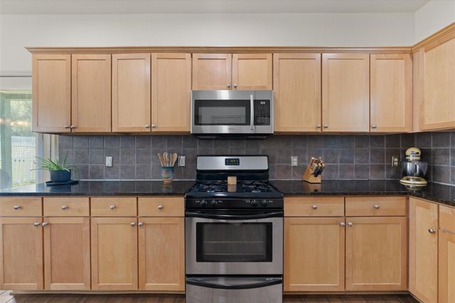 802 Peyton PL, Cedar Park, TX 78613