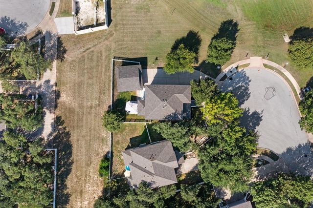 802 Peyton PL, Cedar Park, TX 78613