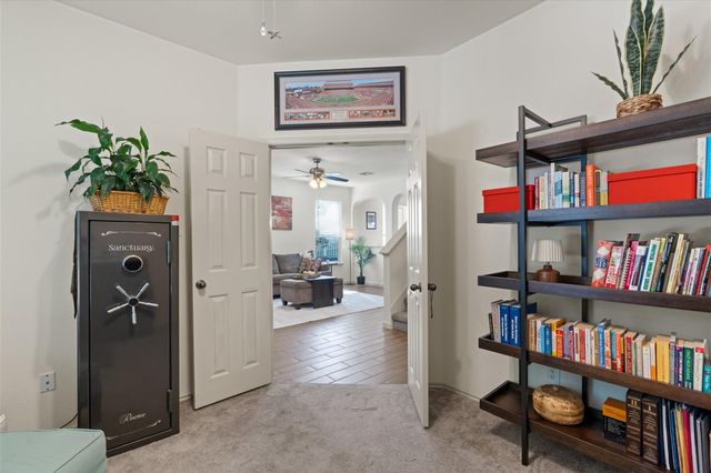 802 Peyton PL, Cedar Park, TX 78613