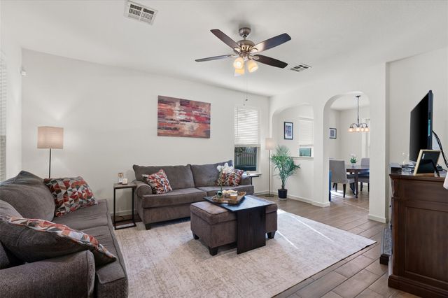 802 Peyton PL, Cedar Park, TX 78613