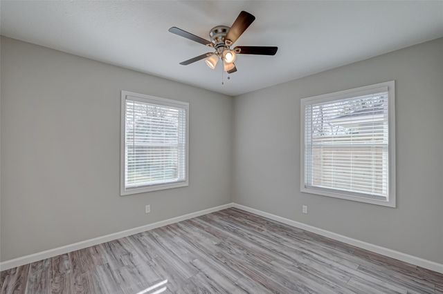 1914 Lynnview Drive, Houston, TX 77055