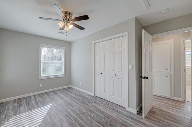 1914 Lynnview Drive, Houston, TX 77055