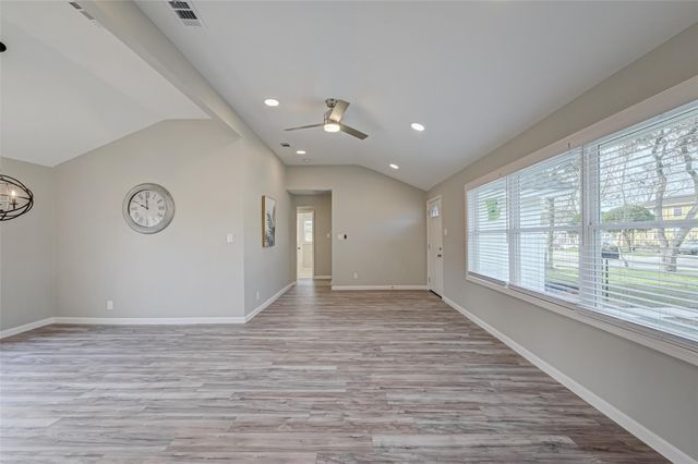 1914 Lynnview Drive, Houston, TX 77055