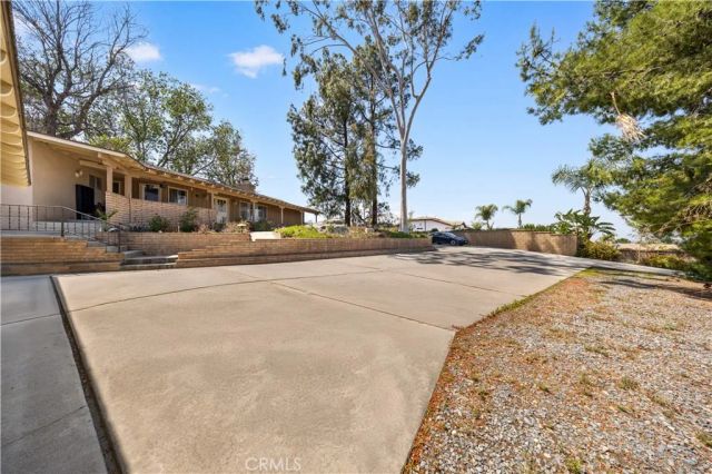 12257 Skywood Court, Riverside, CA 92503
