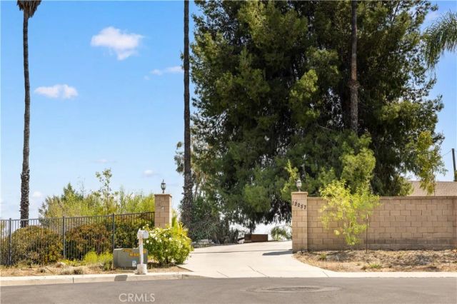 12257 Skywood Court, Riverside, CA 92503