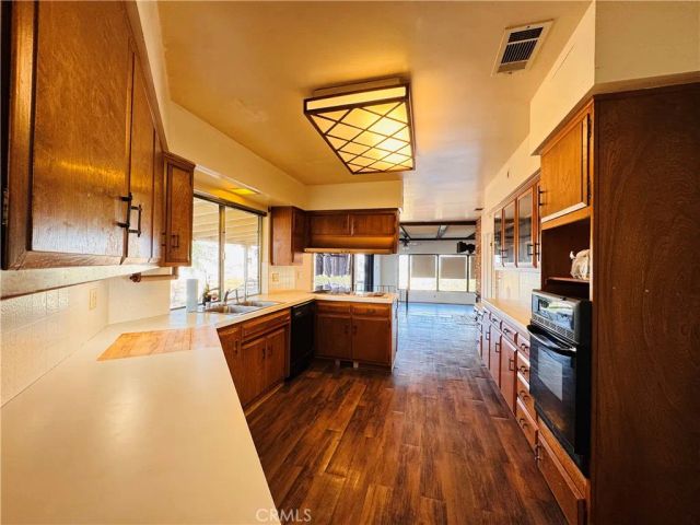 12257 Skywood Court, Riverside, CA 92503