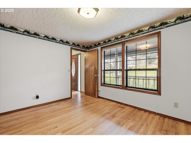 16916 Ne 35TH Cir, Vancouver, WA 98682