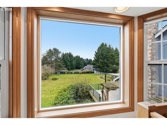 16916 Ne 35TH Cir, Vancouver, WA 98682