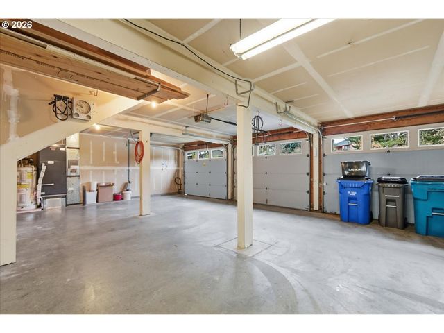 16916 Ne 35TH Cir, Vancouver, WA 98682