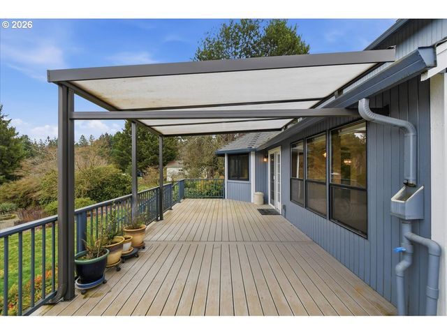 16916 Ne 35TH Cir, Vancouver, WA 98682