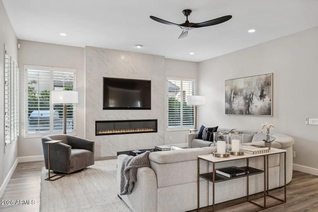 6414 E MONTE CRISTO Avenue, Scottsdale, AZ 85254