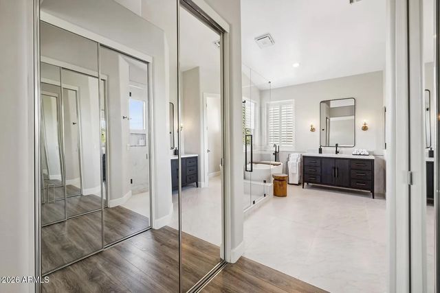 6414 E MONTE CRISTO Avenue, Scottsdale, AZ 85254