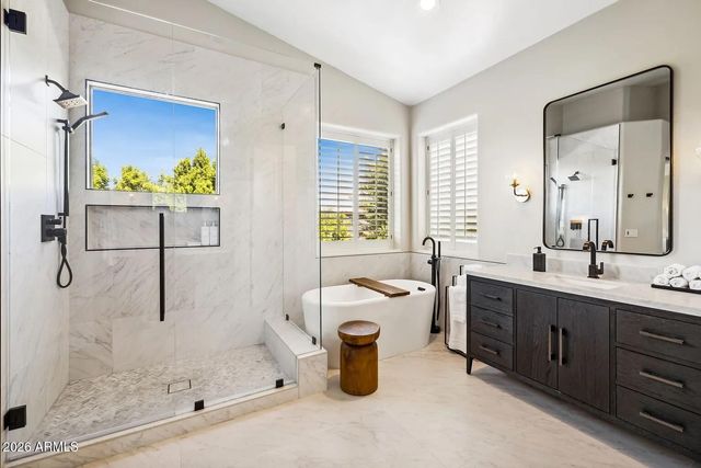 6414 E MONTE CRISTO Avenue, Scottsdale, AZ 85254