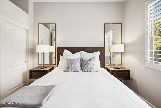 6414 E MONTE CRISTO Avenue, Scottsdale, AZ 85254