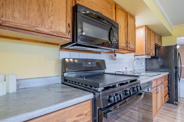 785 Mccool Road, Valparaiso, IN 46385