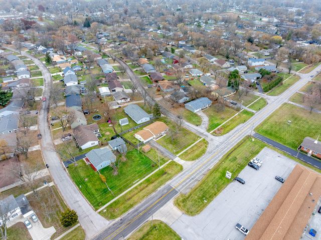 785 Mccool Road, Valparaiso, IN 46385