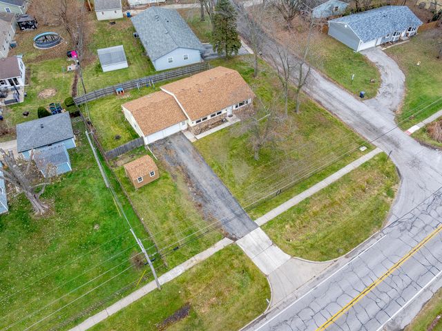 785 Mccool Road, Valparaiso, IN 46385