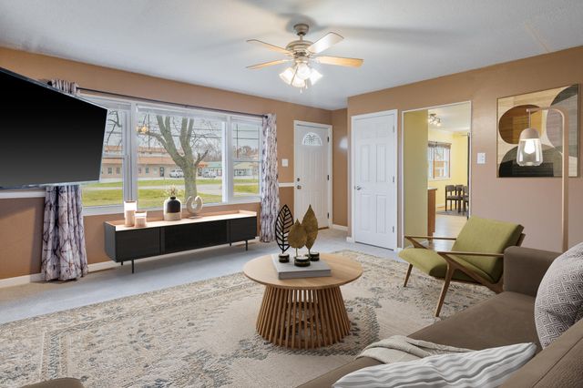 785 Mccool Road, Valparaiso, IN 46385