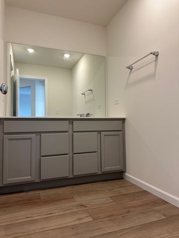 2204 Horseshoe Circle, Naperville, IL 60564