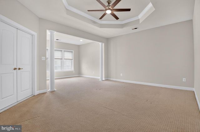 24949 EARLSFORD DR, Chantilly, VA 20152