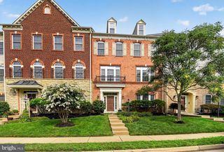 24949 EARLSFORD DR, Chantilly, VA 20152