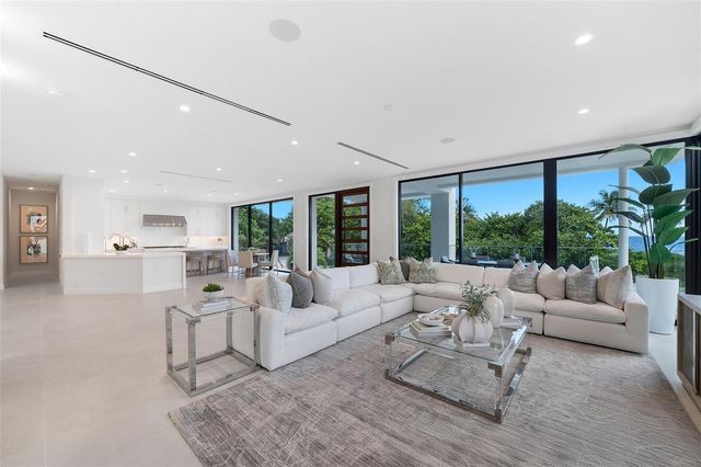 1813 N Fort Lauderdale Beach Boulevard, Fort Lauderdale, FL 33305