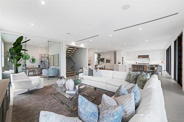 1813 N Fort Lauderdale Beach Boulevard, Fort Lauderdale, FL 33305