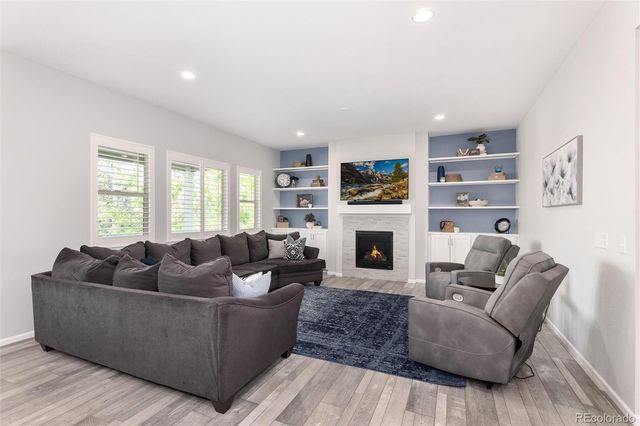 6807 S Riverwood Way, Aurora, CO 80016