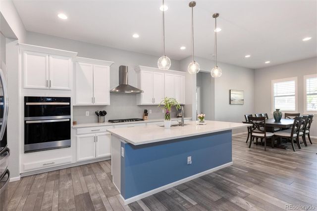 6807 S Riverwood Way, Aurora, CO 80016