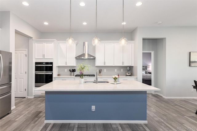 6807 S Riverwood Way, Aurora, CO 80016
