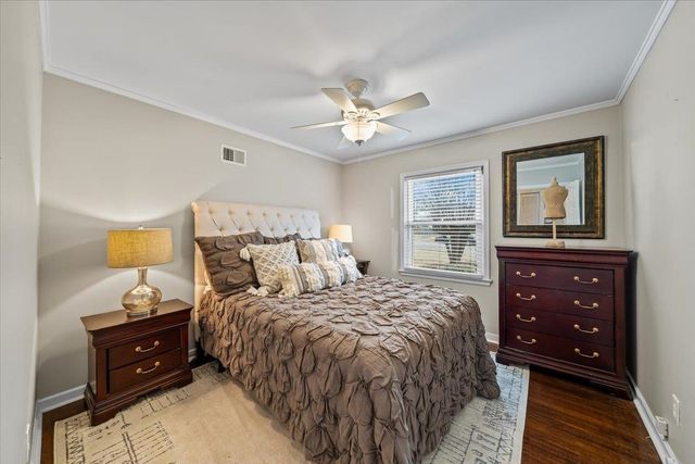 1107 IVY RD, Memphis, TN 38117