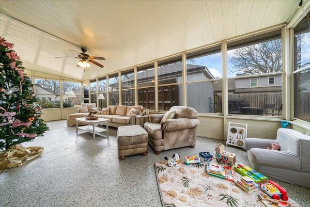 1107 IVY RD, Memphis, TN 38117