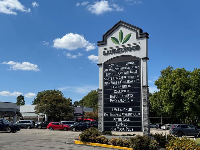 1107 IVY RD, Memphis, TN 38117