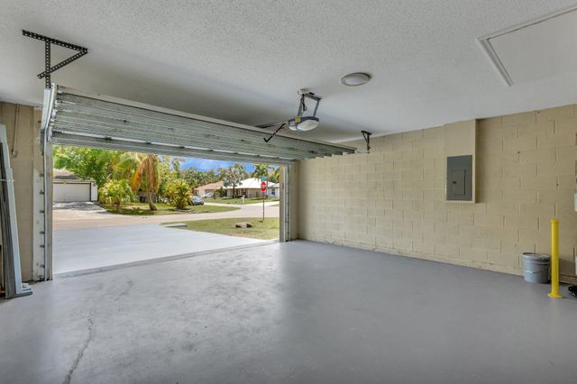 1897 SW Lofgren Avenue, Port St Lucie, FL 34953