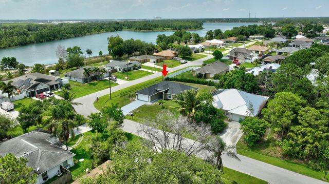 1897 SW Lofgren Avenue, Port St Lucie, FL 34953