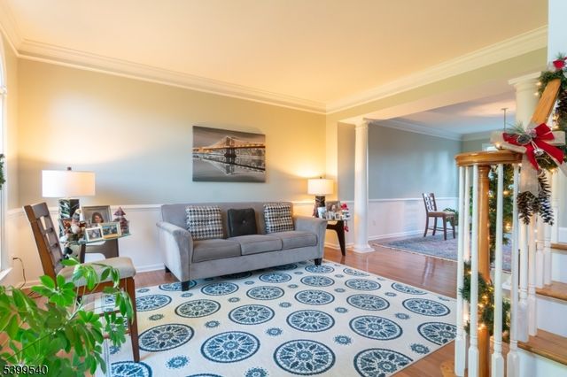 20 Riddle Court, Franklin Twp., NJ 08802