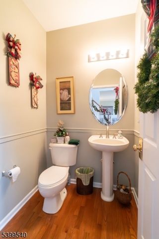 20 Riddle Court, Franklin Twp., NJ 08802