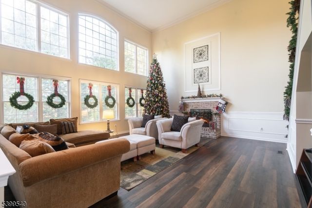 20 Riddle Court, Franklin Twp., NJ 08802