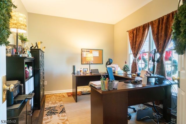 20 Riddle Court, Franklin Twp., NJ 08802