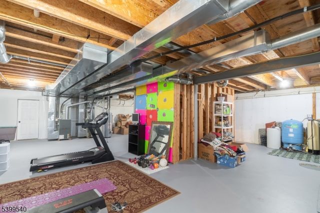 20 Riddle Court, Franklin Twp., NJ 08802