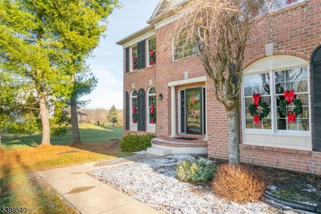 20 Riddle Court, Franklin Twp., NJ 08802