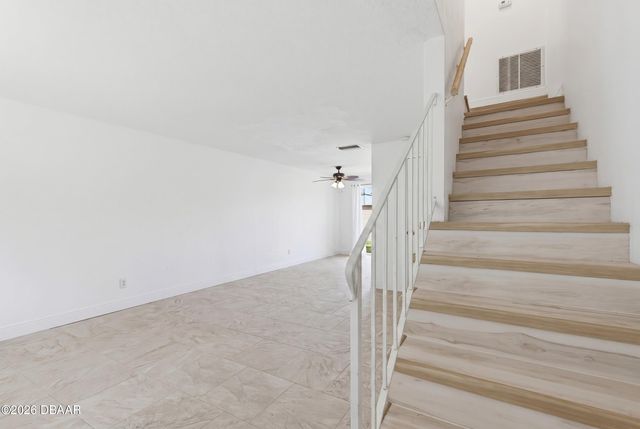 1600 S Palmetto Ave Apt 115, South Daytona, FL 32119