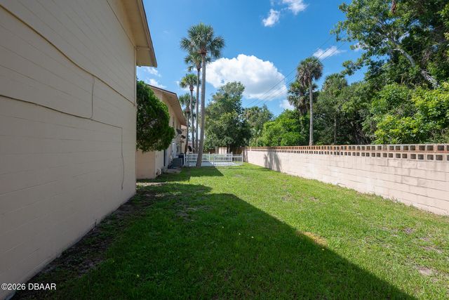 1600 S Palmetto Ave Apt 115, South Daytona, FL 32119