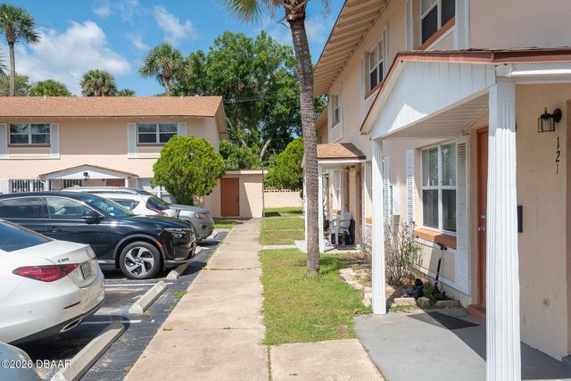 1600 S Palmetto Ave Apt 115, South Daytona, FL 32119